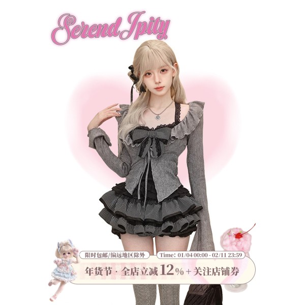 [Light Gothic] Twilight Songs Autumn/Winter Set: Black Lace Camisole + Gray Knit Cardigan + Short Skirt