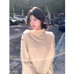 Lazy-style high-neck sweater for women, loose fit, soft and cozy white pullover top, perfect for autumn and winter.